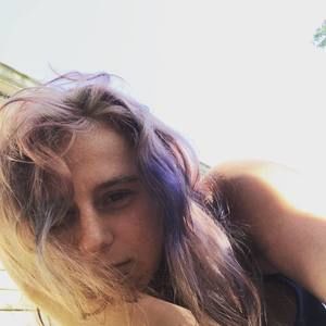 Meet your Posher, Alana